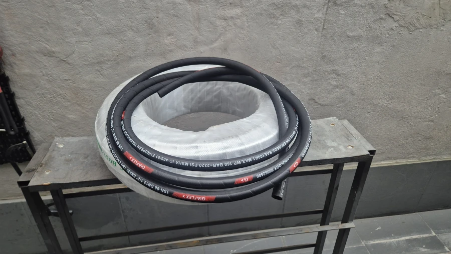 Mangueira Hidráulica 1/2" R1 com 1 Trama de Aço