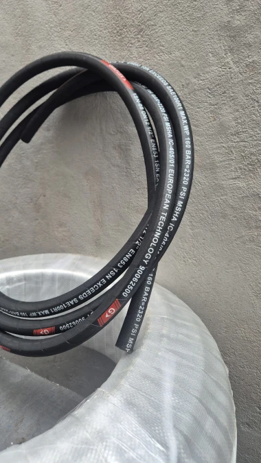 Mangueira Hidráulica 1/2" R1 com 1 Trama de Aço