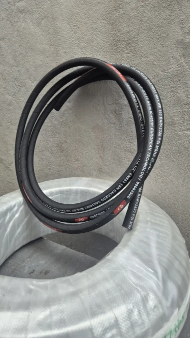 Mangueira Hidráulica 1/2" R1 com 1 Trama de Aço