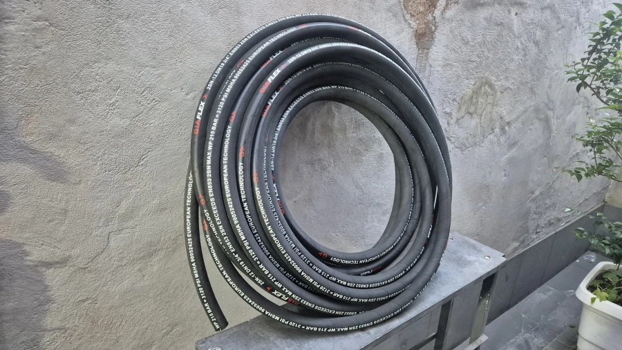 Mangueira Hidráulica 3/4" R2 com 2 Tramas de Aço